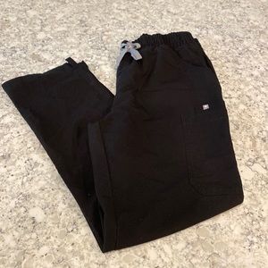 Figs straight cargo scrub bottom